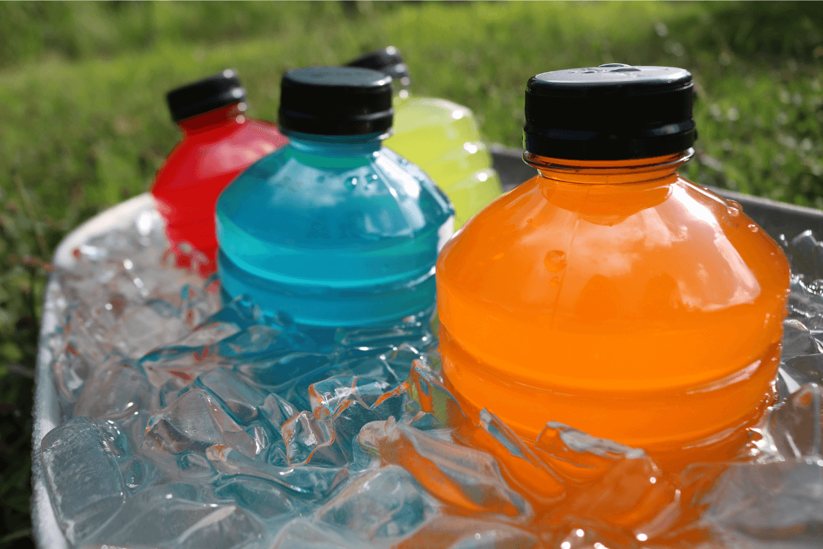 Sportsdrikke og pre-workout: Hvad virker egentlig?